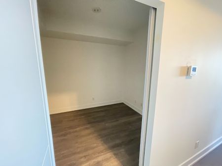 For Lease - 180 Fairview Mall Drive Unit# #908, Toronto, Ontario - Photo 2