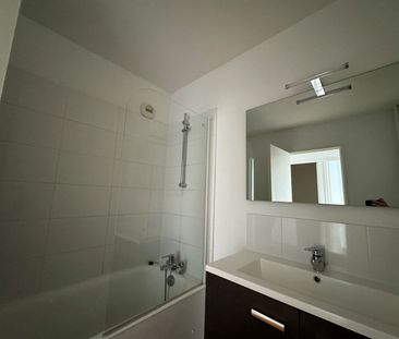 Location Appartement 3 pièces 63m² - Photo 5