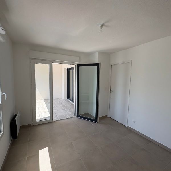 Location Appartement 2 pièces 39m² AGDE 34300 - Photo 1