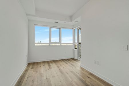 For Lease - 395 Dundas Street Unit# 628, Oakville, Ontario - Photo 3