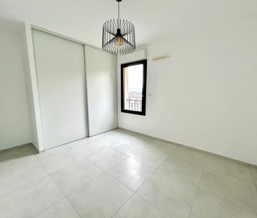 Location Appartement 2 pièces TOURNON SUR RHONE 07300 - Photo 3