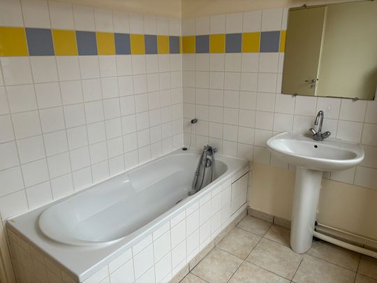Location Appartement 2 pièces 53m² - Photo 1