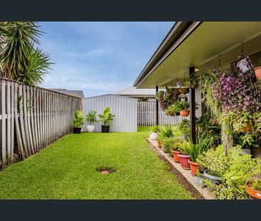 Spacious, Air-Conditioned Family Home in Sought-After Northern Beaches - Photo 6