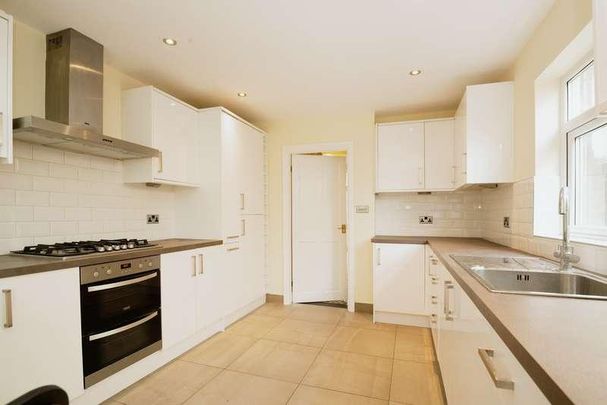 Beda Road, Caerdydd, CF5 - Photo 1