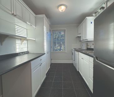 For Lease - 2 John Street, Halton Hills, Ontario - Photo 4