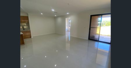 Beautiful Brand-New Family Home for Rent in Growing Suburb – Bradbury - Photo 2