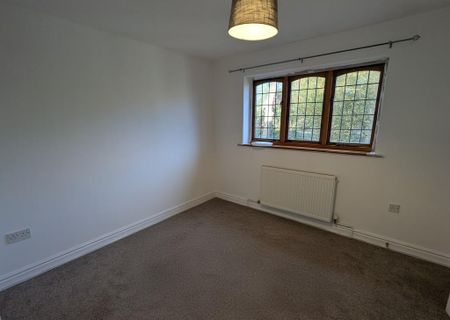 2 bedroom terraced house to rent - Photo 2