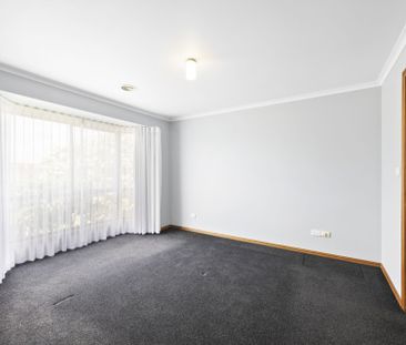 3 Shasta Dr, Delacombe VIC 3356 - Photo 4