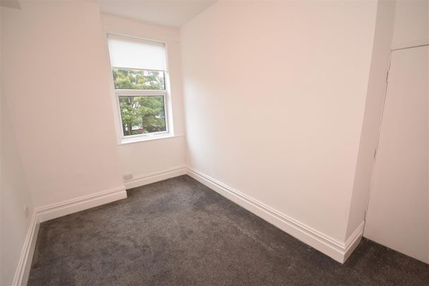 Banks Road, West Kirby - Photo 1