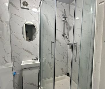 Room in a Shared House, Bassett Road, CV6 - Photo 5