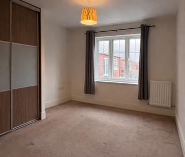 2 bedroom coach house to rent - Photo 4