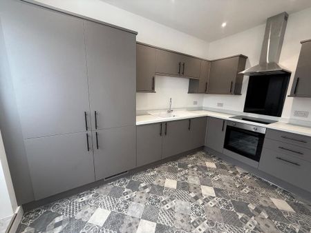 2 bedroom flat to rent - Photo 3