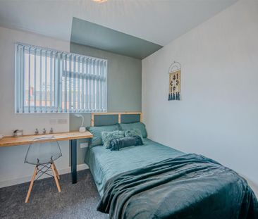 5 bedroom terraced house to rent - Photo 5