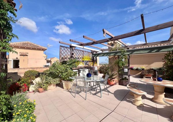 APARTMENT WITH 2 BEDROOMS AND 1 BATHROOM