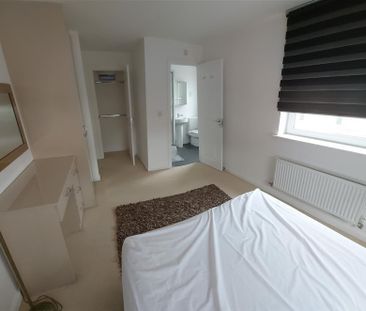 Minotaur Way, Pentrechwyth, SWANSEA - Photo 5