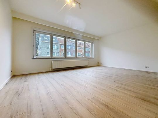 Appartement te huur - Photo 1