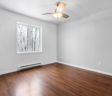 472 Rue Valois, #6 - Photo 3