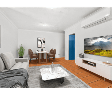 Light-Filled 2 Bedroom Apartment in Great Location - Photo 1