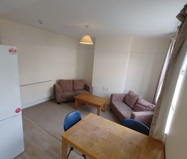 4 Bed Terraced House, Doone Road, BS7 - Photo 1