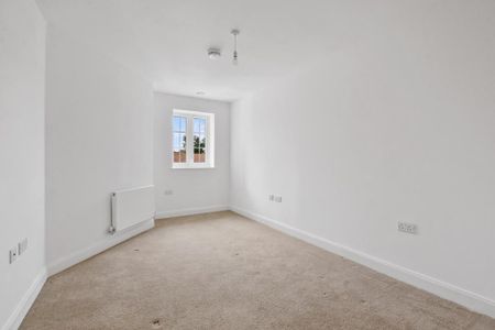 2 bedroom retirement property to rent - Photo 3