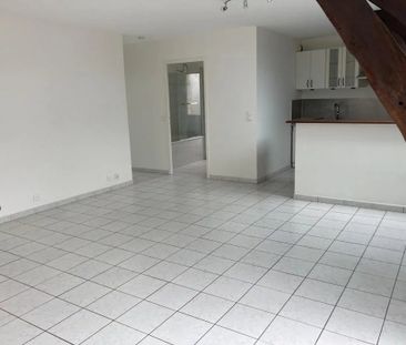 Location Appartement 3 pièces 63m² FONTENAY TRESIGNY 77610 - Photo 1