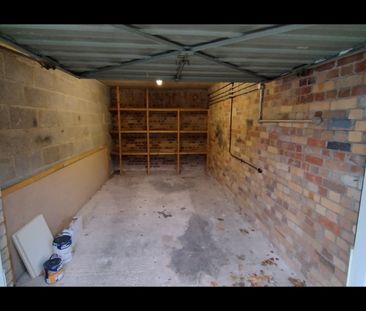 2 Bed Flat, Bridge Road, BS8 - Photo 6