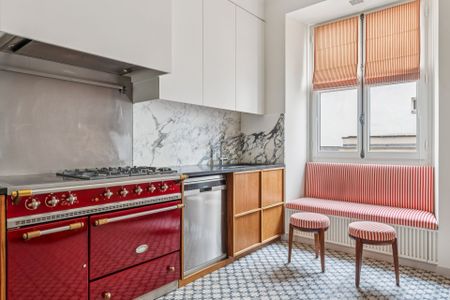 Location Appartement Paris 6 5 Pièces 242 m² - Photo 5