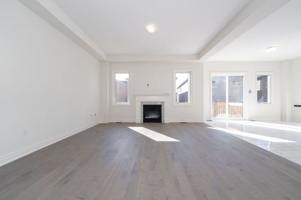 For Lease - 15 Monticola Avenue, Richmond Hill, Ontario - Photo 1