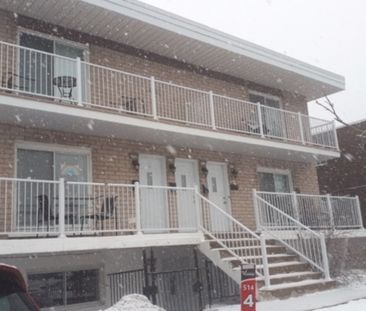 4 1/2 Rénové - Photo 1