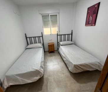 Piso en Benidorm, Tomas Ortuño, alquiler - Photo 2