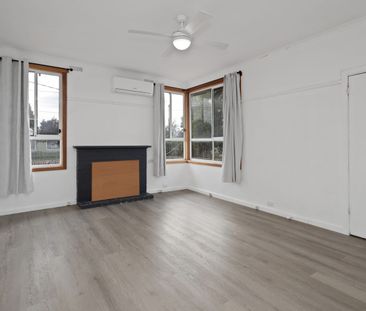 3 BEDROOM HOME IN WENDOUREE WITH LARGE BACKYARD - Photo 1