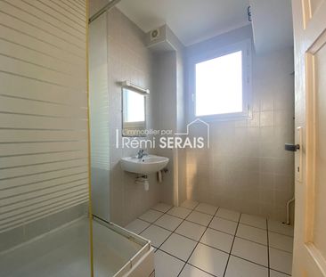 Location Appartement 2 pièces 42m² - Photo 3