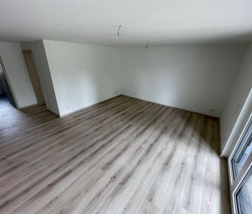 Exklusive Erdgeschoss Wohnung mit Terrasse - Foto 1
