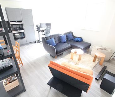 Avenue Road, London - Photo 1