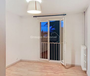 Appartement T3 avec balcon situé sur Bourg Saint Andéol, - Photo 6