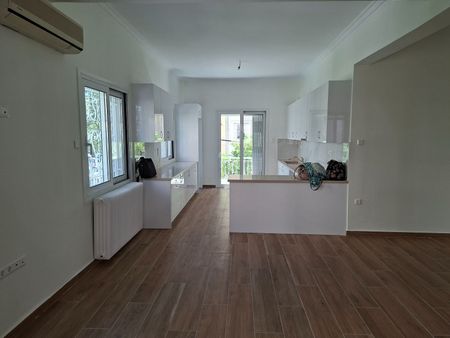 Διαμέρισμα για ενοικίαση Κέντρο (Νέα Σμύρνη) - Φωτογραφία 4