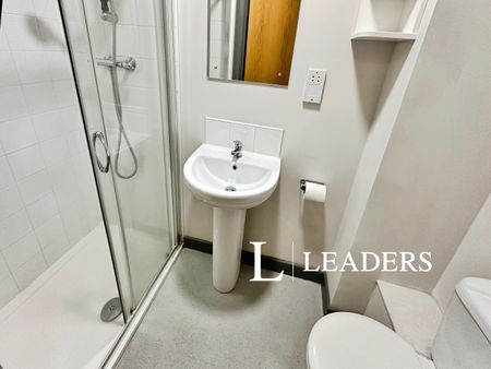 1 bedroom studio to rent Poulson House; Stoke; ST4 - Photo 5