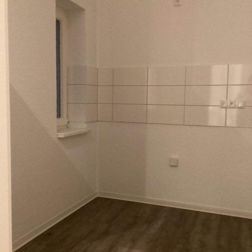 Stop! 2-Zimmer-Wohnung mit Balkon und im Bad Fußbodenheizung - Foto 1