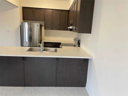 For Lease - 107 Flagg Avenue, Brant, Ontario - Photo 3