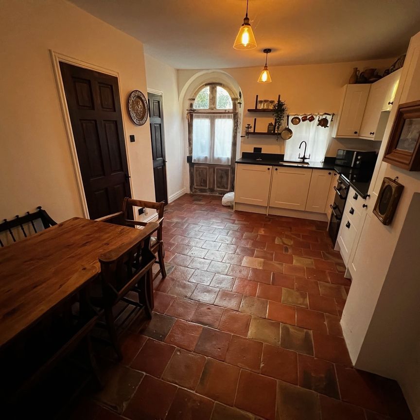 Church Hill, Eye, Hoxne - Photo 1