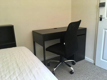 4 bedroom house to rent - Photo 5