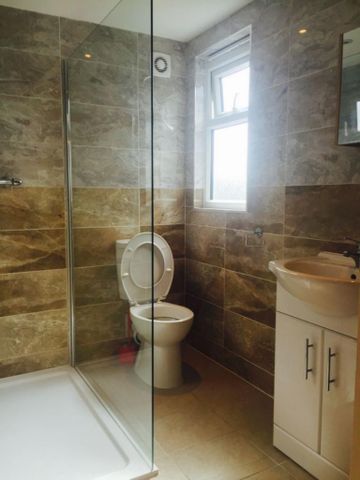 House share to rent - Photo 5