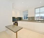 3 bedroom flat to rent - Photo 4