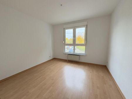 Großzügige Dreiraumwohnung in Zwickau - Photo 4