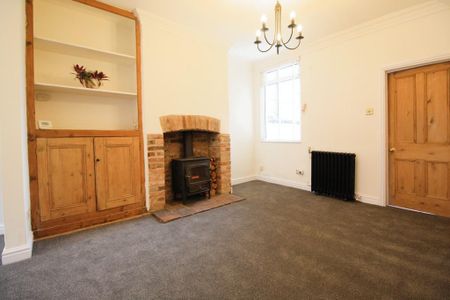 3 bedroom terraced house to rent - Photo 4