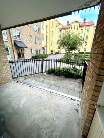 Västra Åsgatan 21 - Photo 2