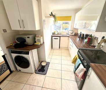 2 bedroom property to rent - Photo 5