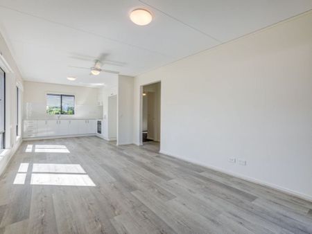 A/2 Eyre Place, Boronia Heights - Photo 3