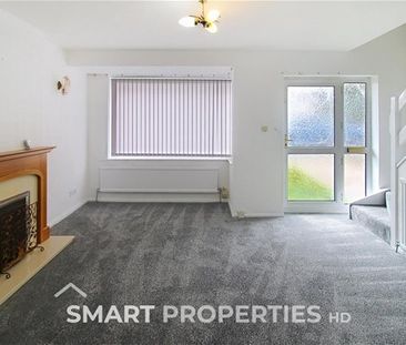 Crawthorne Crescent, Huddersfield - Photo 1