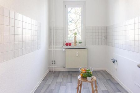 2-Raum-Erdgeschosswohnung mit Tageslichtbad - Photo 4